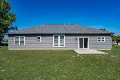 Like-New 3 bedroom, 2 bath open concept ranch in the coveted on Bridgewater Golf Club in Indiana - for sale on GolfHomes.com, golf home, golf lot