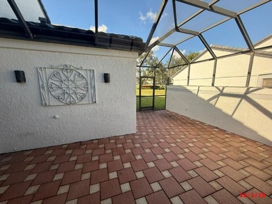 Private location directly on the golf course.  This 3 bedroom 2 on Hunters Run Golf and Country Club in Florida - for sale on GolfHomes.com, golf home, golf lot