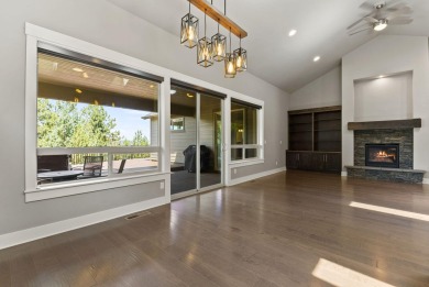 Welcome home to this beautifully crafted single-level residence on  in Oregon - for sale on GolfHomes.com, golf home, golf lot