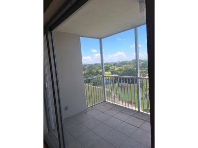 HUGE PRICE REDUCTION..E LIVE THE LIFESTYLE! Breathtaking on Palm-Aire Country Club and Resort - Palms in Florida - for sale on GolfHomes.com, golf home, golf lot