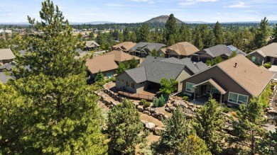 Welcome home to this beautifully crafted single-level residence on  in Oregon - for sale on GolfHomes.com, golf home, golf lot