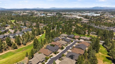 Welcome home to this beautifully crafted single-level residence on  in Oregon - for sale on GolfHomes.com, golf home, golf lot