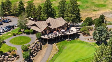 Welcome home to this beautifully crafted single-level residence on  in Oregon - for sale on GolfHomes.com, golf home, golf lot