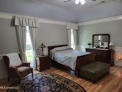3 Bedrooms, 2 3/4 Bathrooms all on one level overlooking the #1 on Wedgewood Golfers Club in Mississippi - for sale on GolfHomes.com, golf home, golf lot