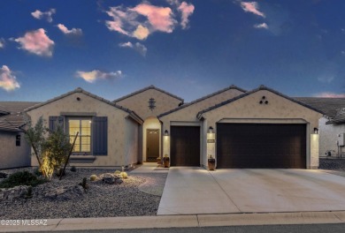 This is a must see Hermosa model! This upgraded home offers 2 on Saddlebrooke Ranch Golf Club in Arizona - for sale on GolfHomes.com, golf home, golf lot
