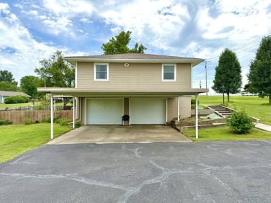 Welcome to this very well maintained and updated 2544 sq ft home on Stone Creek Golf Course in Kansas - for sale on GolfHomes.com, golf home, golf lot