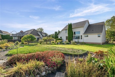 Back on the market at no fault of the home!! Here is your chance on Roses Run Country Club in Ohio - for sale on GolfHomes.com, golf home, golf lot
