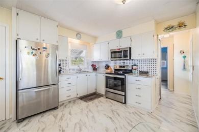Price reduction. Escape to sunny Florida and spend the winter or on Betmar Acres Golf Club in Florida - for sale on GolfHomes.com, golf home, golf lot