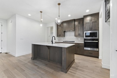 The Hickory plan by Tresidio Homes is located in the on Falcon Crest Golf Club in Idaho - for sale on GolfHomes.com, golf home, golf lot