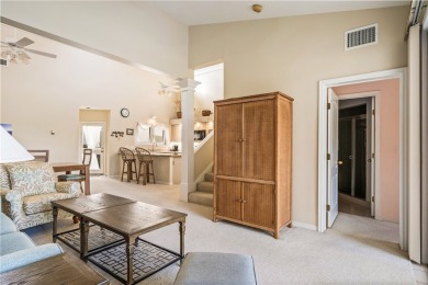 Charming location 2 / 2.5 Townhome. Updated kitchen, granite on Grand Harbor Golf and Country Club in Florida - for sale on GolfHomes.com, golf home, golf lot