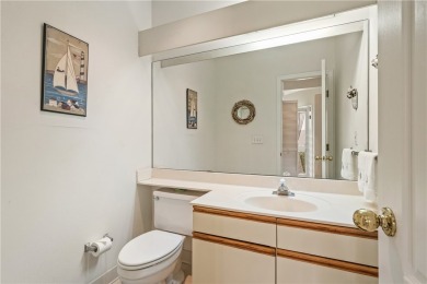 Charming location 2 / 2.5 Townhome. Updated kitchen, granite on Grand Harbor Golf and Country Club in Florida - for sale on GolfHomes.com, golf home, golf lot