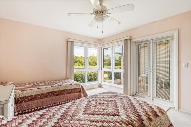 Charming location 2 / 2.5 Townhome. Updated kitchen, granite on Grand Harbor Golf and Country Club in Florida - for sale on GolfHomes.com, golf home, golf lot