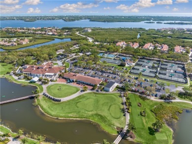Charming location 2 / 2.5 Townhome. Updated kitchen, granite on Grand Harbor Golf and Country Club in Florida - for sale on GolfHomes.com, golf home, golf lot