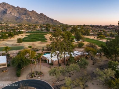 Luxurious Home with Breathtaking Views is nestled in a large on Oro Valley Country Club in Arizona - for sale on GolfHomes.com, golf home, golf lot