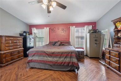 Welcome to this lovely, well-maintained 3-bedroom, 2-bath home on Williston Highlands Golf and Country Club in Florida - for sale on GolfHomes.com, golf home, golf lot