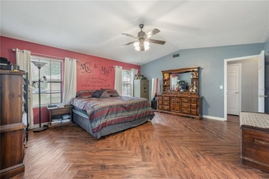 Welcome to this lovely, well-maintained 3-bedroom, 2-bath home on Williston Highlands Golf and Country Club in Florida - for sale on GolfHomes.com, golf home, golf lot