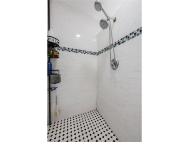 Welcome to this lovely, well-maintained 3-bedroom, 2-bath home on Williston Highlands Golf and Country Club in Florida - for sale on GolfHomes.com, golf home, golf lot