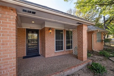 FANTASTIC OPPORTUNITY to purchase a sizeable 4 Bdrm., 3 bath on Pecan Plantation Country Club in Texas - for sale on GolfHomes.com, golf home, golf lot