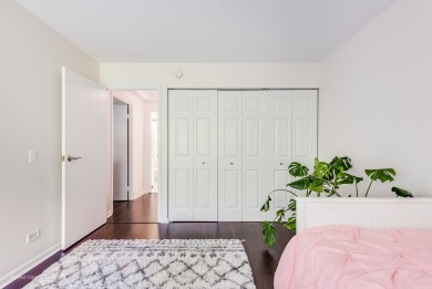 Welcome to 1800 Huntington Blvd Unit #203 - a beautifully on Hilldale Golf Club in Illinois - for sale on GolfHomes.com, golf home, golf lot