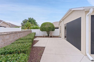 Step into this stylish TURNKEY 2-bedroom, 2-bath Beauregard on Cane Garden Golf Course - Sumter in Florida - for sale on GolfHomes.com, golf home, golf lot