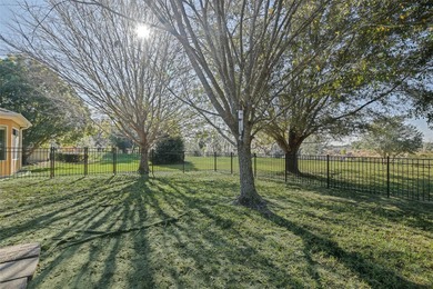 Under contract-accepting backup offers. Looking for outdoor on Eagle Ridge At Spruce Creek Country Club in Florida - for sale on GolfHomes.com, golf home, golf lot