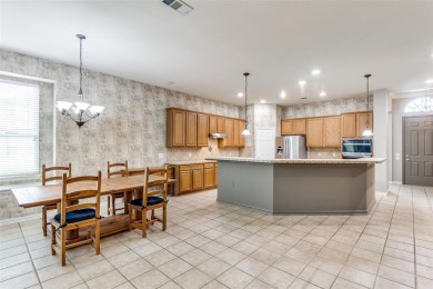 Charming 3 bed, 2 bath one owner home in the highly desirable on Heritage Ranch Golf and Country Club in Texas - for sale on GolfHomes.com, golf home, golf lot