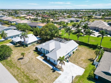WALK OR RIDE TO YOUR FIRST TEE. Endless Potential in a Desirable on Palmetto-Pine Country Club in Florida - for sale on GolfHomes.com, golf home, golf lot