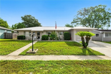 Well-maintained 3BR/2BA Pool home in Citrus Springs with on Citrus Springs Country Club in Florida - for sale on GolfHomes.com, golf home, golf lot