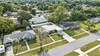 Well-maintained 3BR/2BA Pool home in Citrus Springs with on Citrus Springs Country Club in Florida - for sale on GolfHomes.com, golf home, golf lot