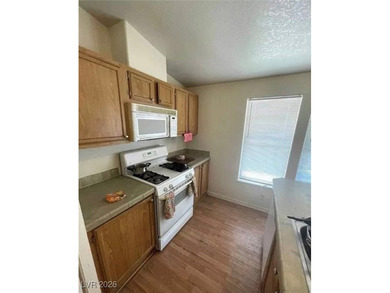 Welcome home to the AGE RESTRICTED Community of Desert Inn on Stallion Mountain Golf Course in Nevada - for sale on GolfHomes.com, golf home, golf lot