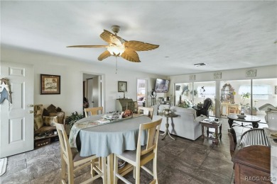 Well-maintained 3BR/2BA Pool home in Citrus Springs with on Citrus Springs Country Club in Florida - for sale on GolfHomes.com, golf home, golf lot