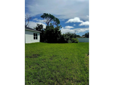 THE POSTED PRICE SERVES AS THE STARTING POINT FOR OFFERS on Rotonda Golf and Country Club - Long Marsh  in Florida - for sale on GolfHomes.com, golf home, golf lot