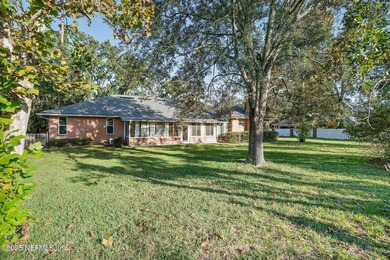 Deerwood! 10-12ft ceilings, split floor plan with large garden on The Deerwood Country Club in Florida - for sale on GolfHomes.com, golf home, golf lot