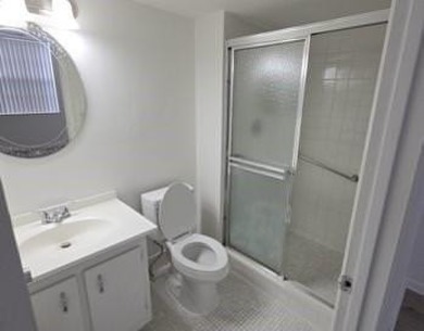 Spacious and bright 2-bed, 2-bath + den/office condo in Palm on Oriole Golf and Tennis Club in Florida - for sale on GolfHomes.com, golf home, golf lot