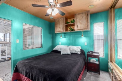 Vacant and ready for a contract! This cute 2 bedroom, 1.5 bath on Viewpoint Golf Resort in Arizona - for sale on GolfHomes.com, golf home, golf lot