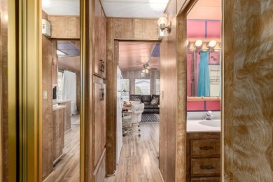 Vacant and ready for a contract! This cute 2 bedroom, 1.5 bath on Viewpoint Golf Resort in Arizona - for sale on GolfHomes.com, golf home, golf lot