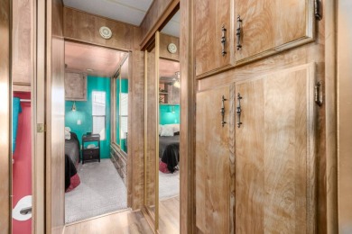 Vacant and ready for a contract! This cute 2 bedroom, 1.5 bath on Viewpoint Golf Resort in Arizona - for sale on GolfHomes.com, golf home, golf lot