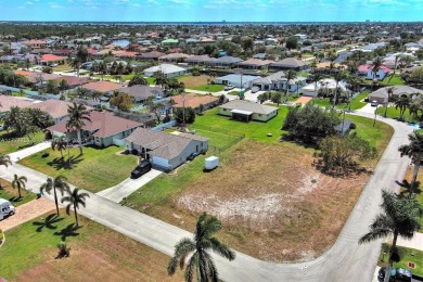 Exclusively presented by Sunland Real Estate: Rare 0.25-acre lot on El Rio Golf Course and Club in Florida - for sale on GolfHomes.com, golf home, golf lot