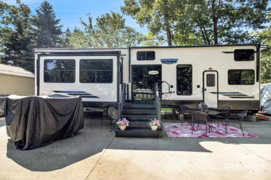 Beautiful Corner Lot includes shed & 2023 Salem Grand Villa 42 on Marquette Trails Country Club in Michigan - for sale on GolfHomes.com, golf home, golf lot