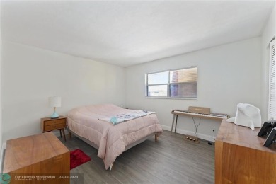 Tastefully renovated top floor corner unit with lots of natural on Inverrary Country Club in Florida - for sale on GolfHomes.com, golf home, golf lot