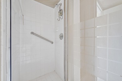 Welcome to your 2BR/2BA in King's Point Golf & Country Club - on Addison Reserve in Florida - for sale on GolfHomes.com, golf home, golf lot