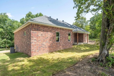 Welcome to this beautiful new construction home in the gated on Diamondhead Golf and Country Club in Arkansas - for sale on GolfHomes.com, golf home, golf lot