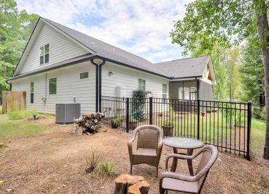 10,000 Buyer Incentive offered if under contract by March 25 on Monticello Golf Club At Savannah Lakes in South Carolina - for sale on GolfHomes.com, golf home, golf lot