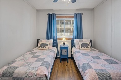 RARE FIND! TURNKEY*FIRST FLOOR*END UNIT*ESTABLISHED RENTAL on Beech Mountain Club in North Carolina - for sale on GolfHomes.com, golf home, golf lot