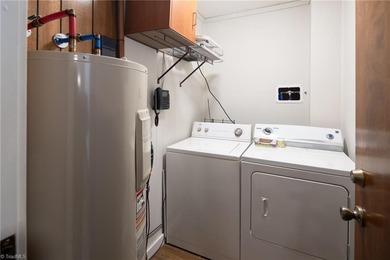 RARE FIND! TURNKEY*FIRST FLOOR*END UNIT*ESTABLISHED RENTAL on Beech Mountain Club in North Carolina - for sale on GolfHomes.com, golf home, golf lot