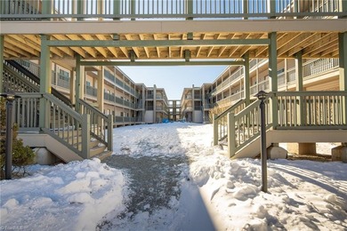 RARE FIND! TURNKEY*FIRST FLOOR*END UNIT*ESTABLISHED RENTAL on Beech Mountain Club in North Carolina - for sale on GolfHomes.com, golf home, golf lot