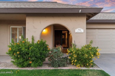 Tastefully updated townhome located in the highly sought after on Scottsdale Shadows in Arizona - for sale on GolfHomes.com, golf home, golf lot