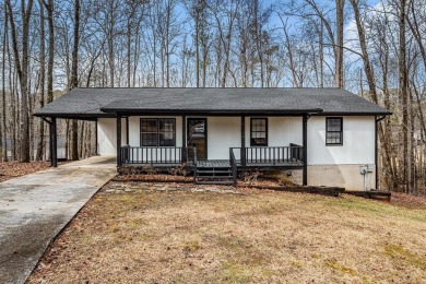 Welcome to this charming 3 BR/1.5 BA ranch in a cul de sac home on Fairfield Plantation Golf and Country Club in Georgia - for sale on GolfHomes.com, golf home, golf lot