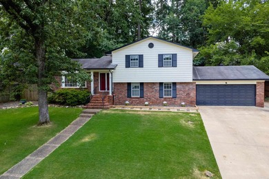 Discover this spacious 4 Bedroom/3 Bath home in the highly on Pleasant Valley Country Club in Arkansas - for sale on GolfHomes.com, golf home, golf lot