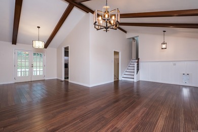 Discover this spacious 4 Bedroom/3 Bath home in the highly on Pleasant Valley Country Club in Arkansas - for sale on GolfHomes.com, golf home, golf lot